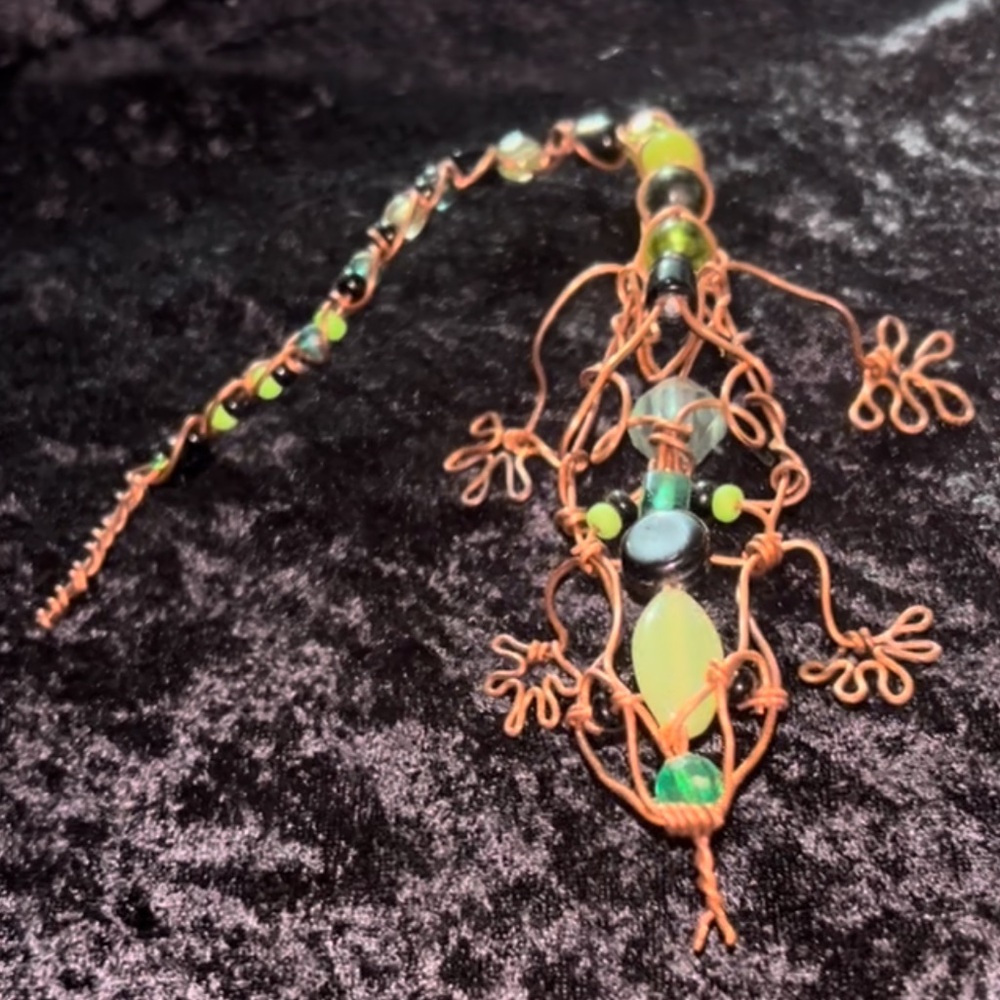 “Verdant Guardian” — Hand Woven Wire Spirit Totem